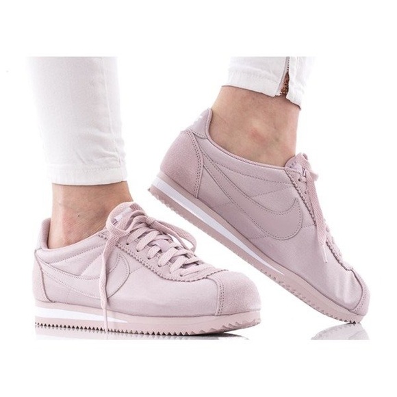 nike cortez particle pink